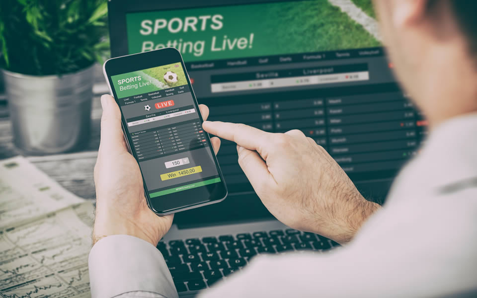 7 Rules About online betting Malaysia Meant To Be Broken